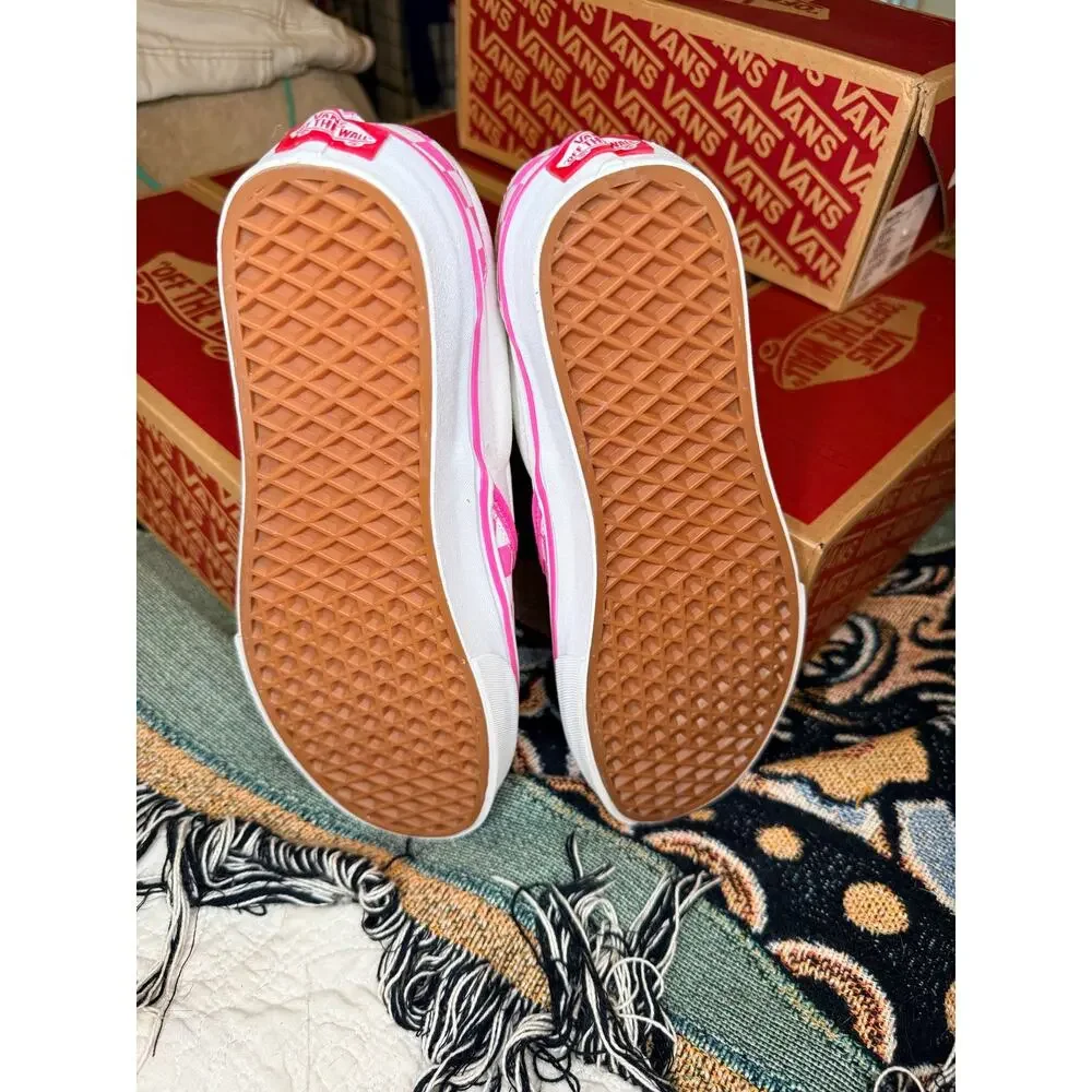 BRAND NEW Vans Slip On Pink/White Men 8/Women 9.5
